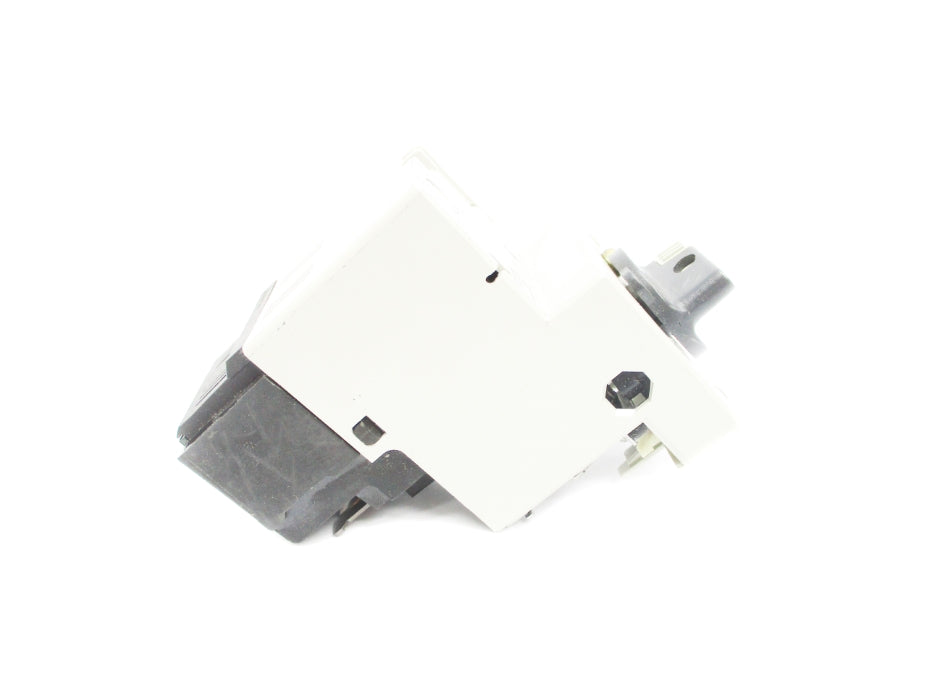 TELEMECANIQUE LB1LB03P NSNP