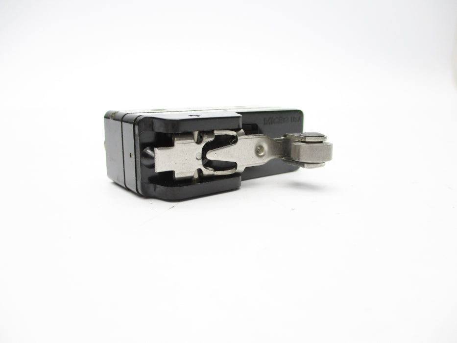 MICRO SWITCH BZ-2RW822-A2 600VAC 2A NSNP
