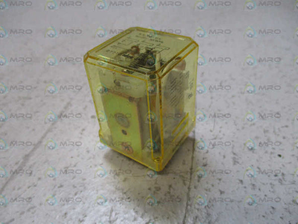IDEC RR3B-UL RELAY 120VAC UNMP
