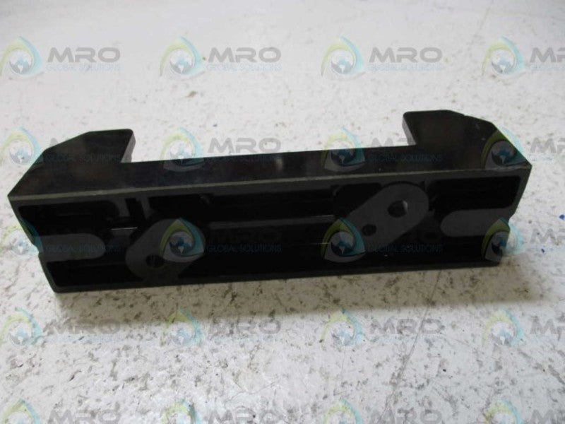 MARATHON 6F30A1B SINGLE FUSE HOLDER  NSNP