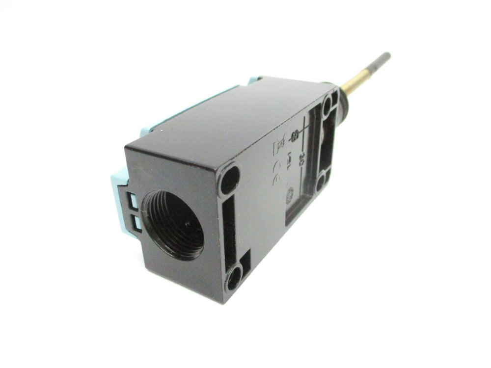 SIEMENS 3SE5112-0CR01 230V 3A NSNP