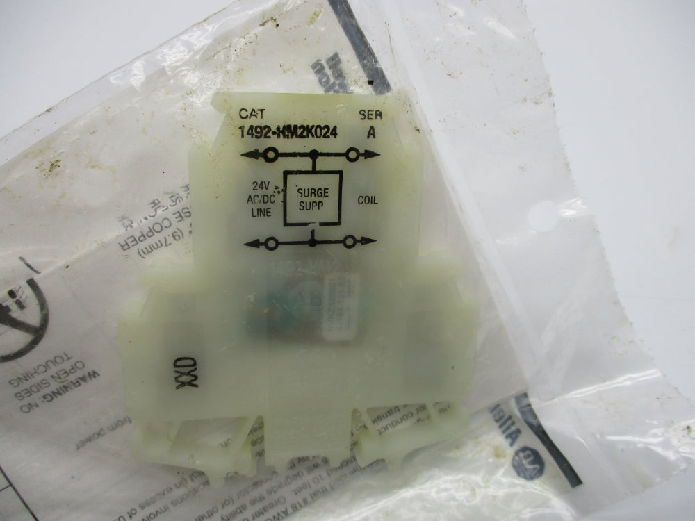 ALLEN BRADLEY 1492-HM2K024 SER. A NSMP