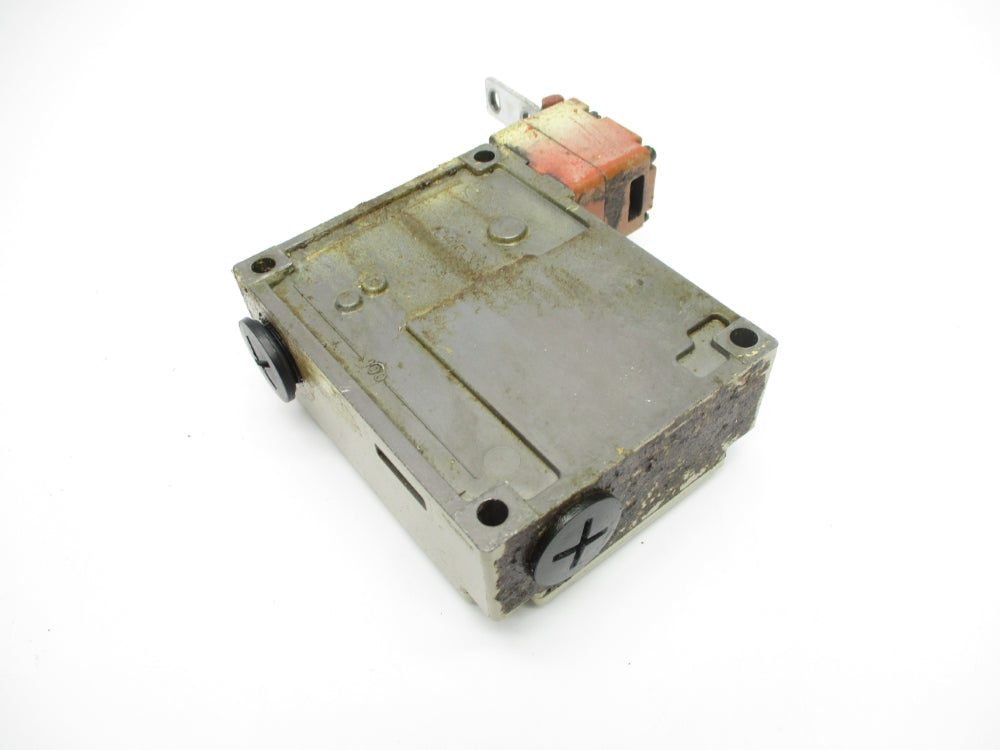 OMRON D4BL-3DRA-A 115VAC 6A UNMP