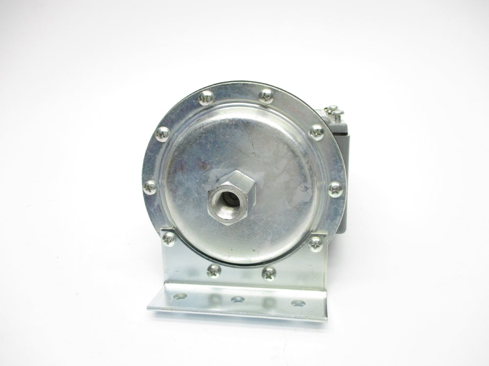 SQUARE D 9016GAW21 SER. C 600VAC 100PSI NSMP