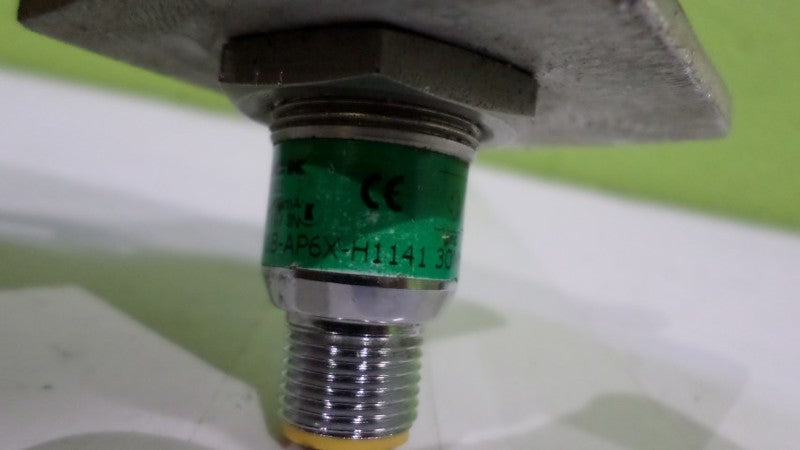 TURCK Bi5-EM18-AP6X-H1141 PROXIMITY SENSOR UNMP