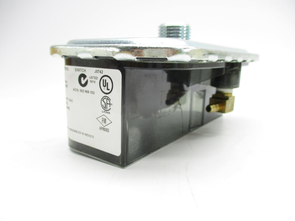 JOHNSON CONTROLS P32AF-2C 24-277VAC 10A 1PSI REV. B NSMP