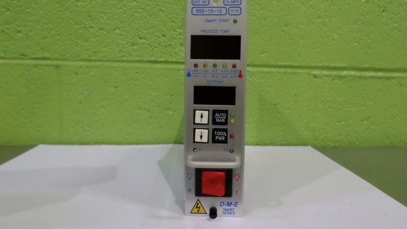 D-M-E DSS-15-12 TEMPERATURE CONTROLLER NSNP