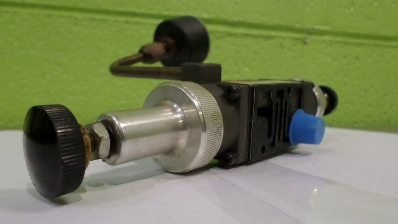 NUMATICS 081RT100J000000 REGULATOR VALVE W/PRESSURE GAUGES  NSNP