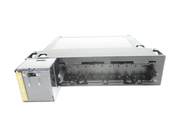 ALLEN BRADLEY 1756-OF6CI SER. A F/W 1.012 24VDC NSMP
