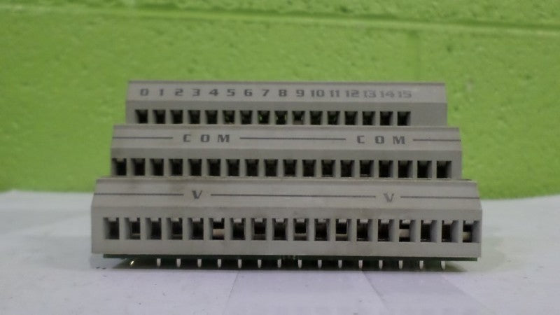 INDUSTRIAL SPARE PART FLEX I/O 1794-TB3 SER. A TERMINAL BASE (AS PICTURED)  UNMP