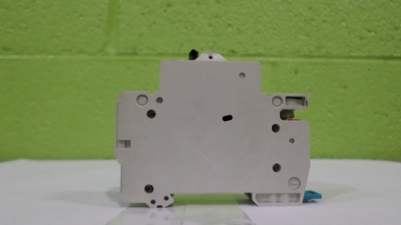 VYNCKIER C10 SERIES E 6000 230/400V 099/4100-000 CIRCUIT BREAKER UNMP