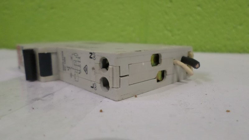 MERLING GERIN C60HC20R30 CIRCUIT BREAKER UNMP
