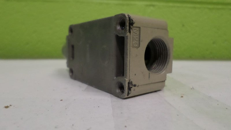OMRON WLD2-Y LIMIT SWITCH 10A UNMP