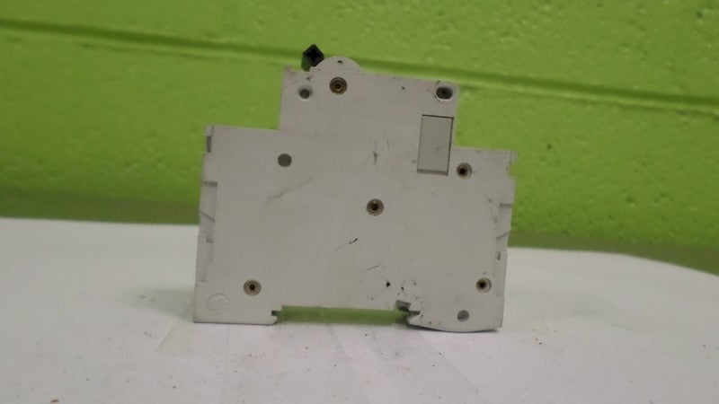 MERLIN GERIN 24401 CIRCUIT BREAKER 10A UNMP