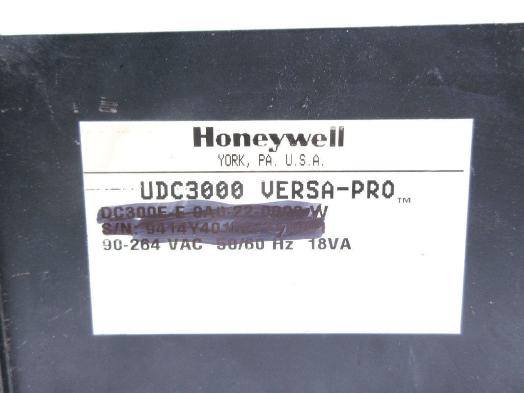 HONEYWELL DC300E-E0A0-22-0000-W 264VAC UNMP