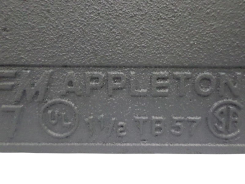 APPLETON TB57 GRAYLOY CONDUIT BODY 1-1/2" NSNP