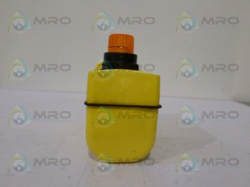 SQUARE D AEQ3398 PENDANT STATION NSNP