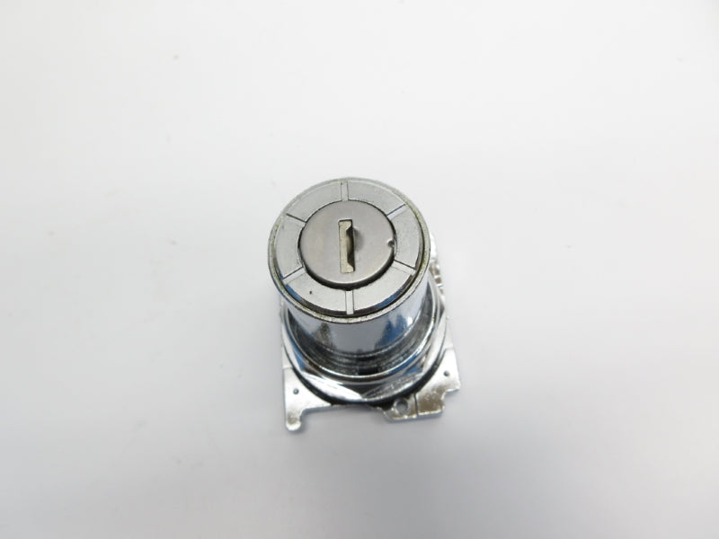 CUTLER HAMMER 10250T15237H620 SER. A3 (NO KEY) NSMP