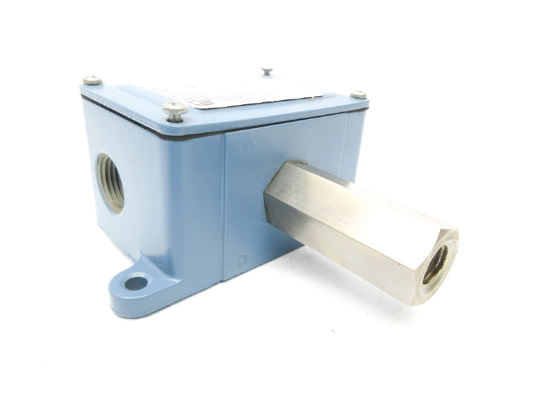 UNITED ELECTRIC J6-2669610 480VAC 15A 150PSI NSNP