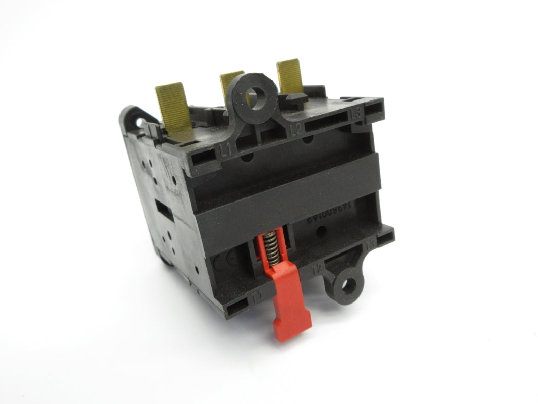SWITCH V3 690V 63A NSNP