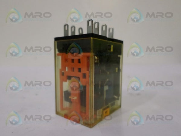 IDEC RU2S-A110 RELAY 120VAC UNMP