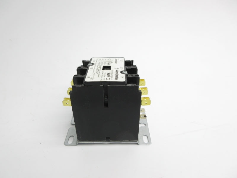 ALLEN BRADLEY 400-DP30ND3 SER. A 120VAC 40A NSNP