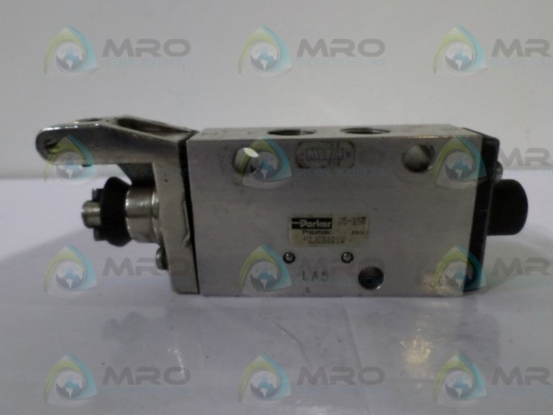 PARKER 422CS021W MANUEL AIR CONTROL VALVE  UNMP