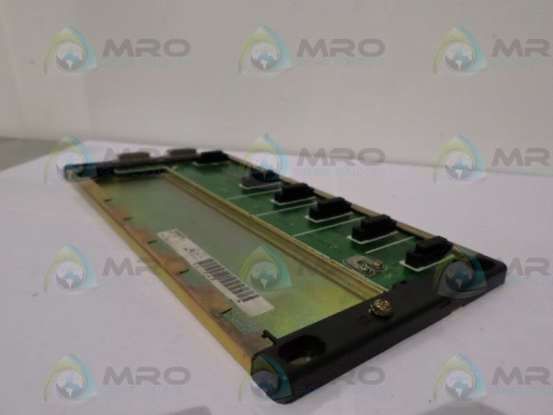 SIEMENS SIMATIC U-04B 4-SLOT RACK MODULE UNMP