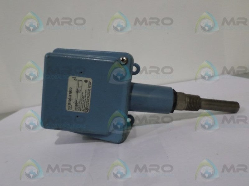 UNITED ELECTRIC B100-91070 TEMPERATURE CONTROLLER UNMP