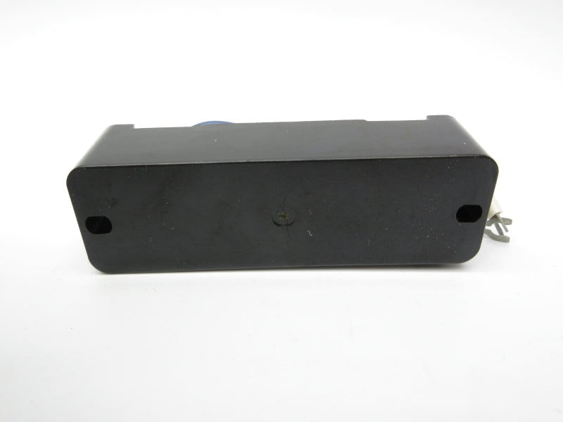 ALLEN BRADLEY 700-N10 SER. B 24VDC (BK/YL) NSMP
