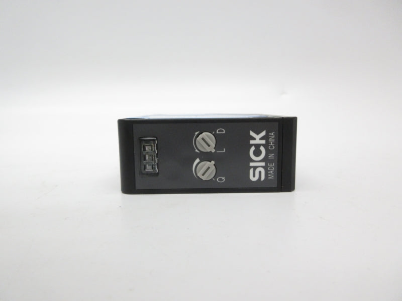 SICK WL280-2P2431 6044736 10-30VDC NSMP