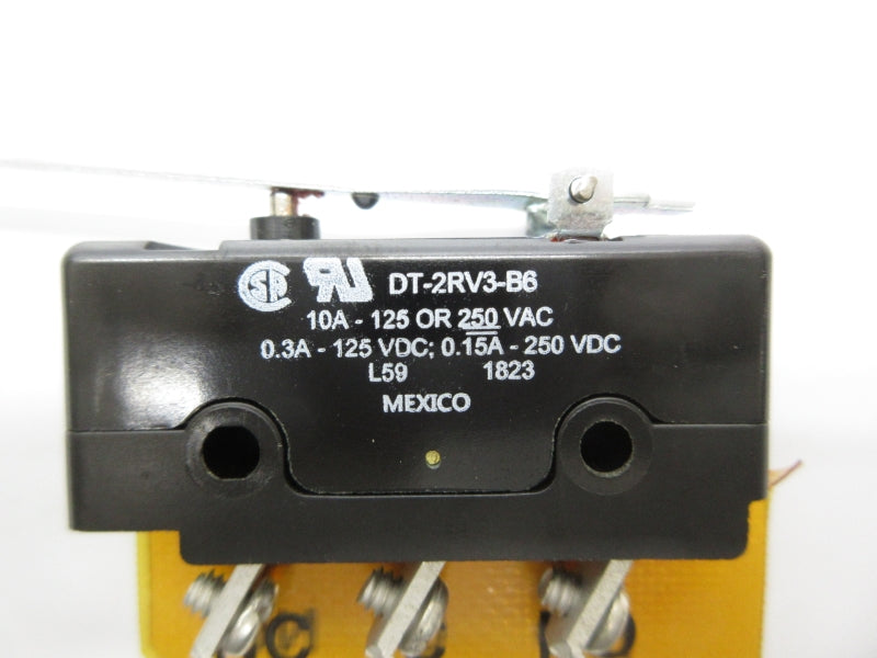 MICRO SWITCH DT-2RV3-B6 125/250VAC 10A NSNP