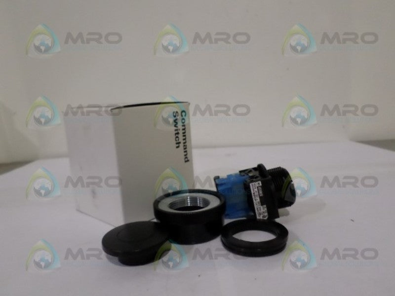 FUJI ELECTRIC AR30M3R-10B PUSHBUTTON W/FULL GUARD RING NSMP