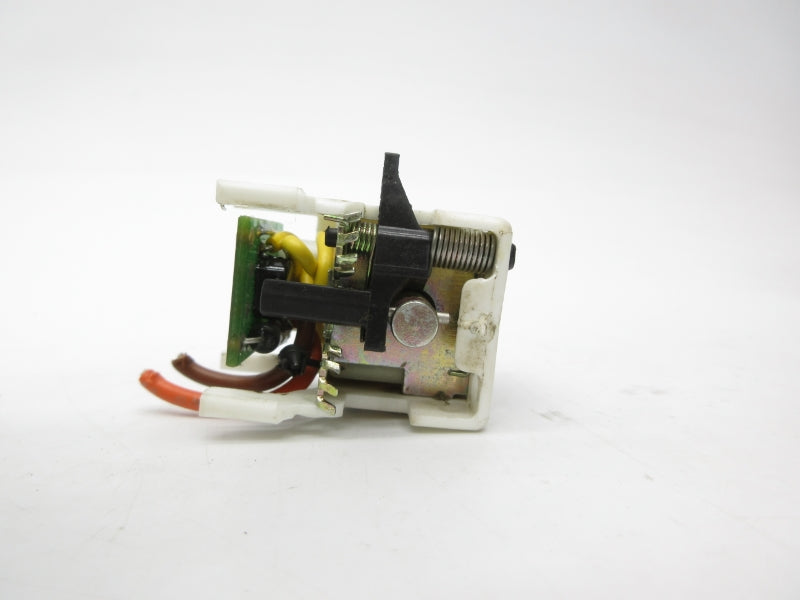 EATON UVH1RP08K 110/127VAC UNMP