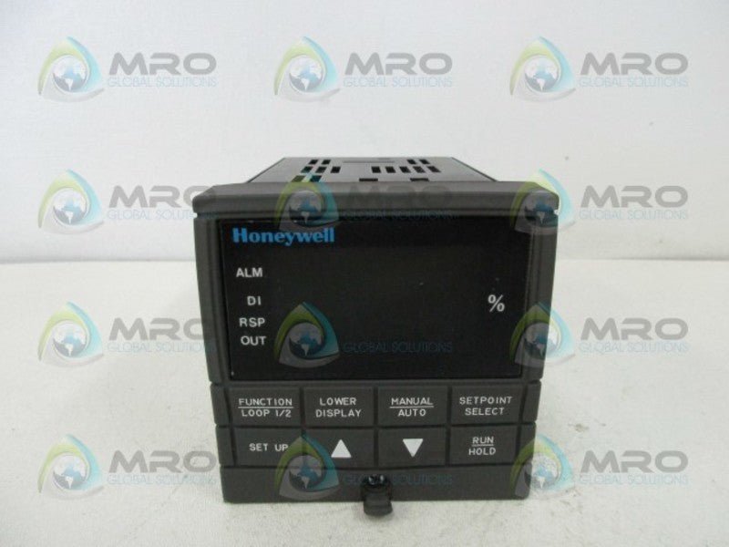 HONEYWELL DC330E-KE-000-20-000000-00-0 TEMPERATURE CONTROLLER  UNMP