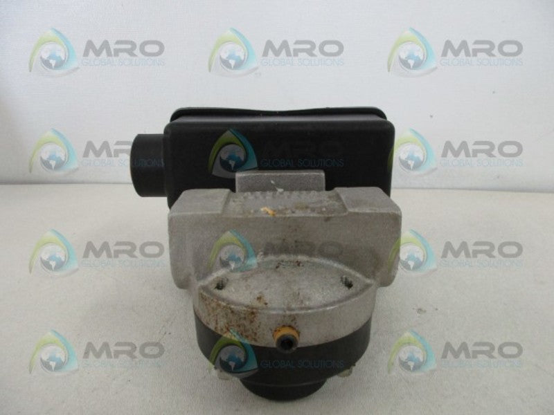 UNIVERSAL SN-DSB2GLM-4-38V.85-A1NU-1D MONITOR  UNMP