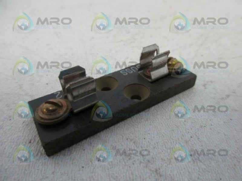 BUSSMANN 4512 FUSE BLOCK  UNMP