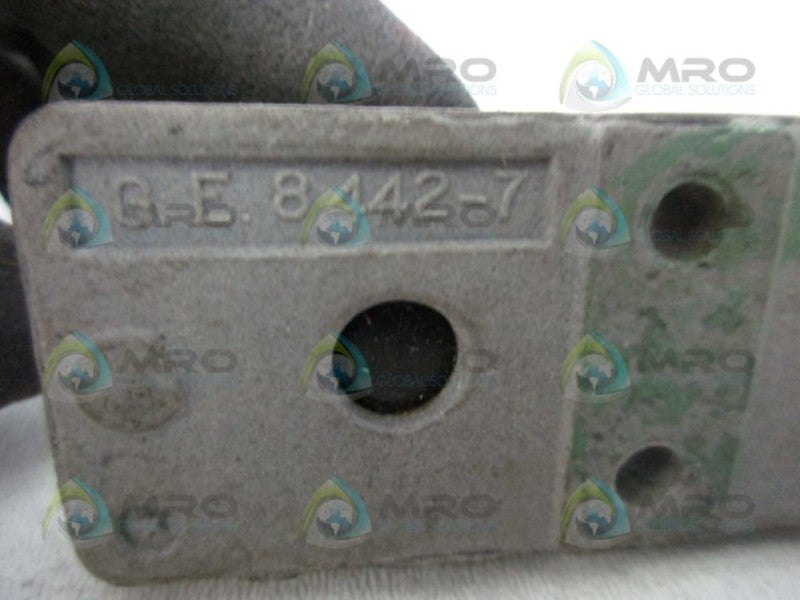 GENERAL ELECTRIC 8442-7 FUSE BASE  UNMP