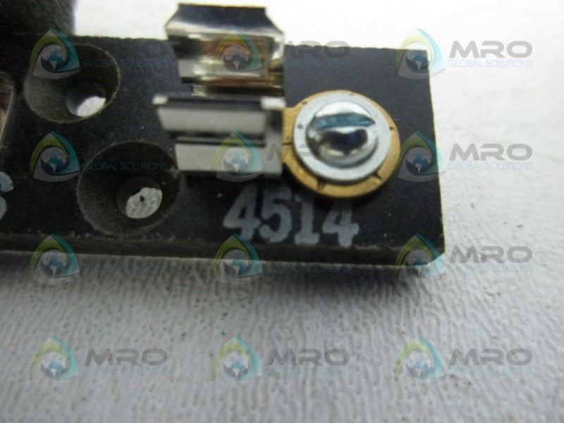 BUSSMANN 4514 FUSE BLOCK  NSNP