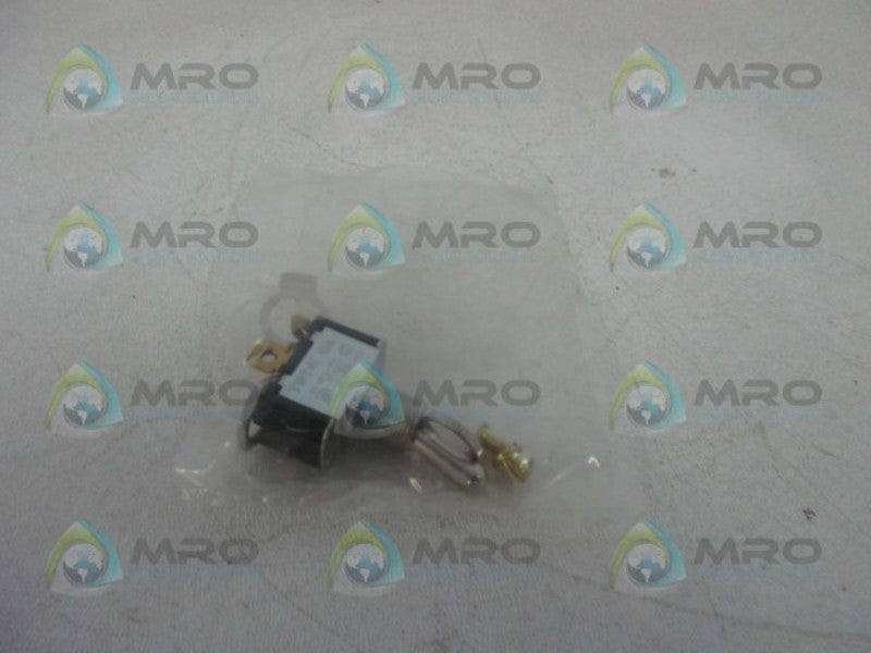 MCGILL 20A 250VAC 1HP TOGGLE SWITCH  NSNP IN BAG