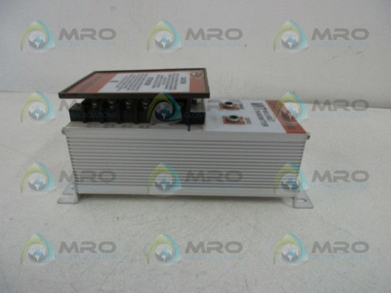 MOORE INDUSTRIES MVT/2-5MVFS/4-20MA/117AC SIGNAL CONVERTER  UNMP