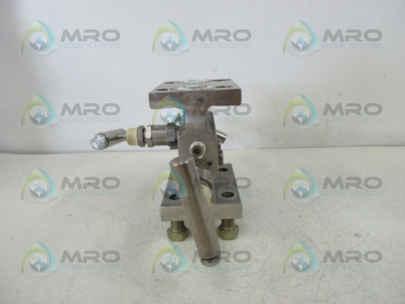 ANDERSON GREENWOOD M4AVIS-PB DIFFERENTIAL PRESSURE MANIFOLD  NSNP