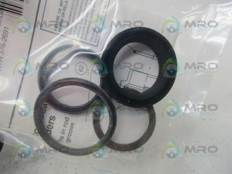 PARKER A63210310 1" BUNA A2 ROD SEAL KIT  NSMP
