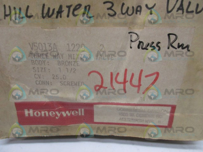 HONEYWELL V5013A1229 3 WAY MIXING VALVE  NSMP