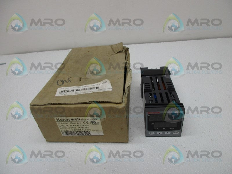 HONEYWELL DC120117002000 TEMPERATURE CONTROLLER  NSMP