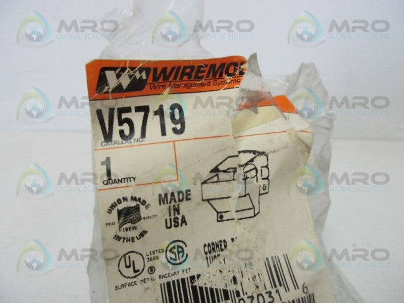 WIREMOLD V5719 CORNER BOX  NSNP