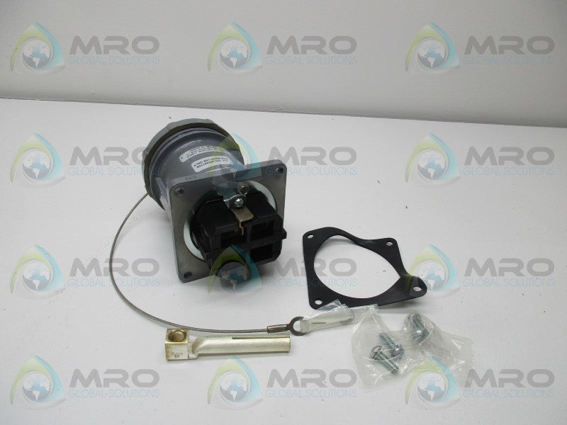 RUSSELLSTOLL JRS1534LK RECEPTACLE  NSMP