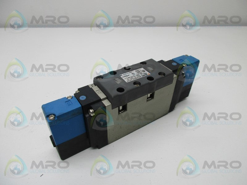 SMC VSS8-6-FJG-D-3-EZ-V1 VALVE ISO PLUG-IN BLUE COIL  UNMP