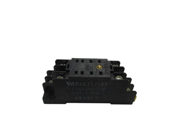 OMRON PYF08A-K3FM SOCKET RELAY  UNMP
