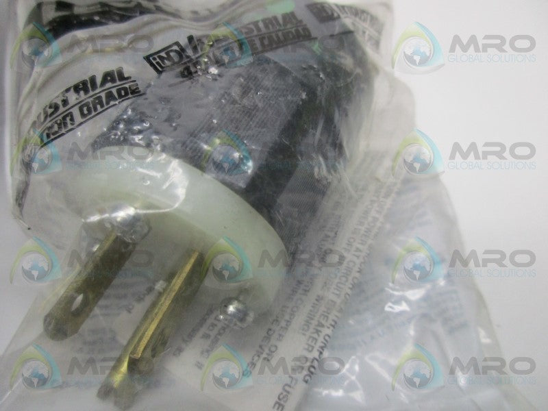 LEVITON 8215-C PLUG  NSMP